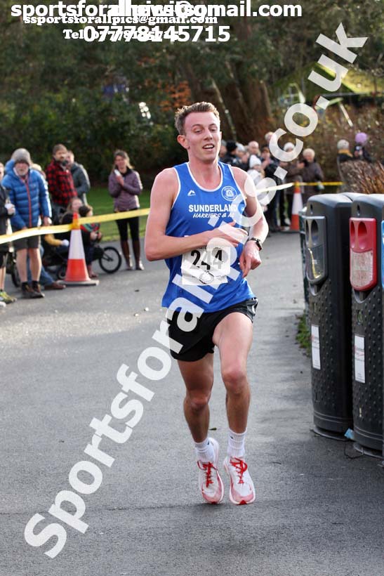 Ronnie Walker Saltwell 10k Road Race, Gateshead. Photo:  David T. Hewitson/Sports for All Pics